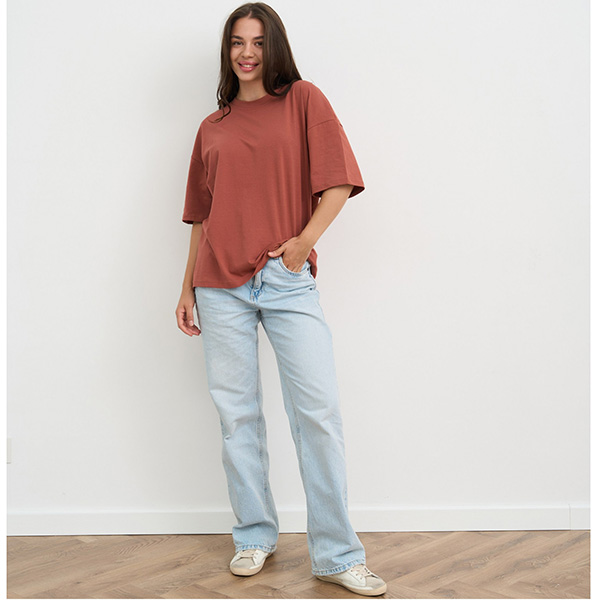 Футболка жіноча однотонна чорна 19661 Футболка жіноча однотонна чорна 19661